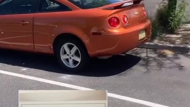 sendthistosomeonewhosucksatparking😂#fyp#viral#foryou#funny#musiclives