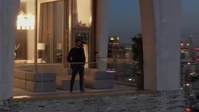 $33,000,000 sky mansion overlooking NYC. Tag 2 friends you’d move in with