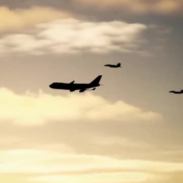 “怪醫黑傑克的手術刀，揭露37：“牠們害怕讓你知道的秘密_誰才是美國軍方認定的現任國家領導人？？”（這是川普總統的專機！從專機護衛規模來觀察，你認為美國現在真正的總統是…？）