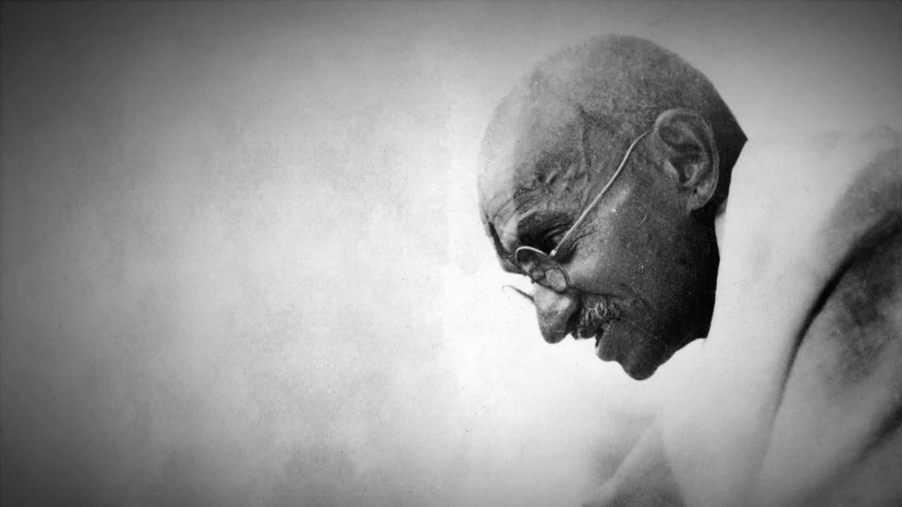 A única revolução possível é dentro de nós - Mahatma Gandhi - Audiobook