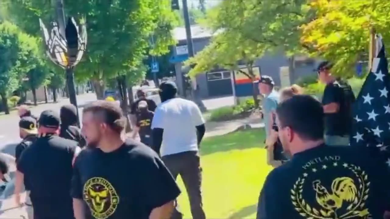FAKE RACISTS DON'T DO SO WELL AGAINST REAL PATRIOTS!!!😂😂😂