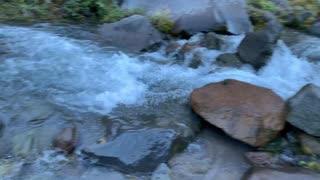 Oregon – Mount Hood – The Beautiful Zig Zag River – 4K