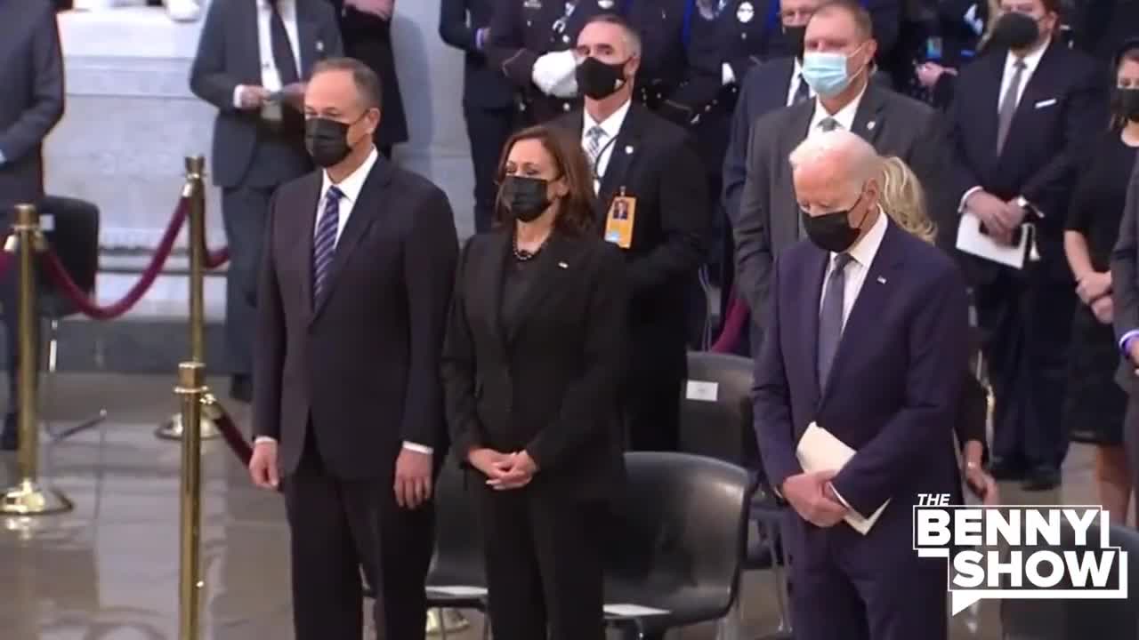 Joe Biden refuse to sit next to Kamala Harris