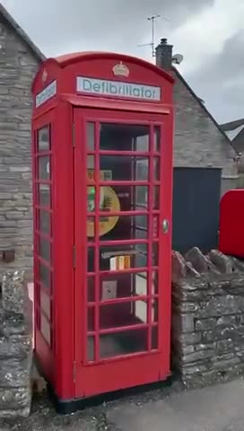 New way to use ole phone boxes | Check your heart