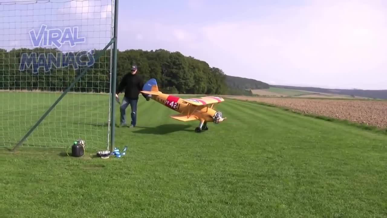 Top 10 Biggest / Largest RC Airplanes In The World [VIDEOS]