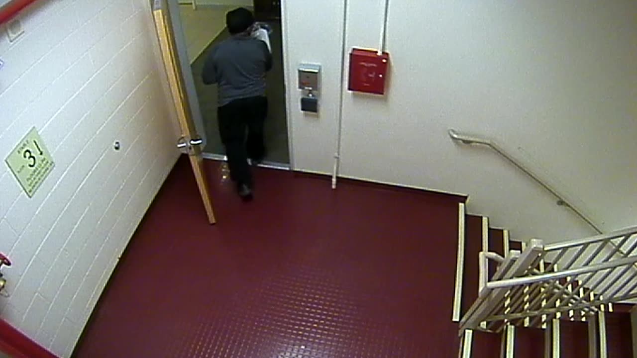 8401OHOB03Stair2_2021-01-05_06h53min23s737ms.mp4