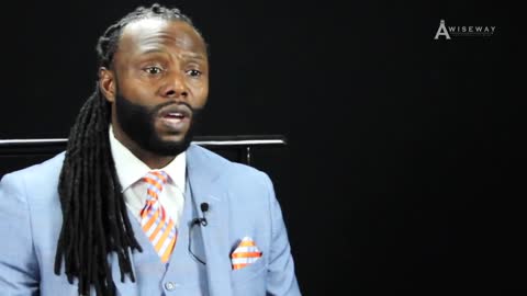 Motivational Speaker Shares a Powerful Lesson He Learned in Childhood