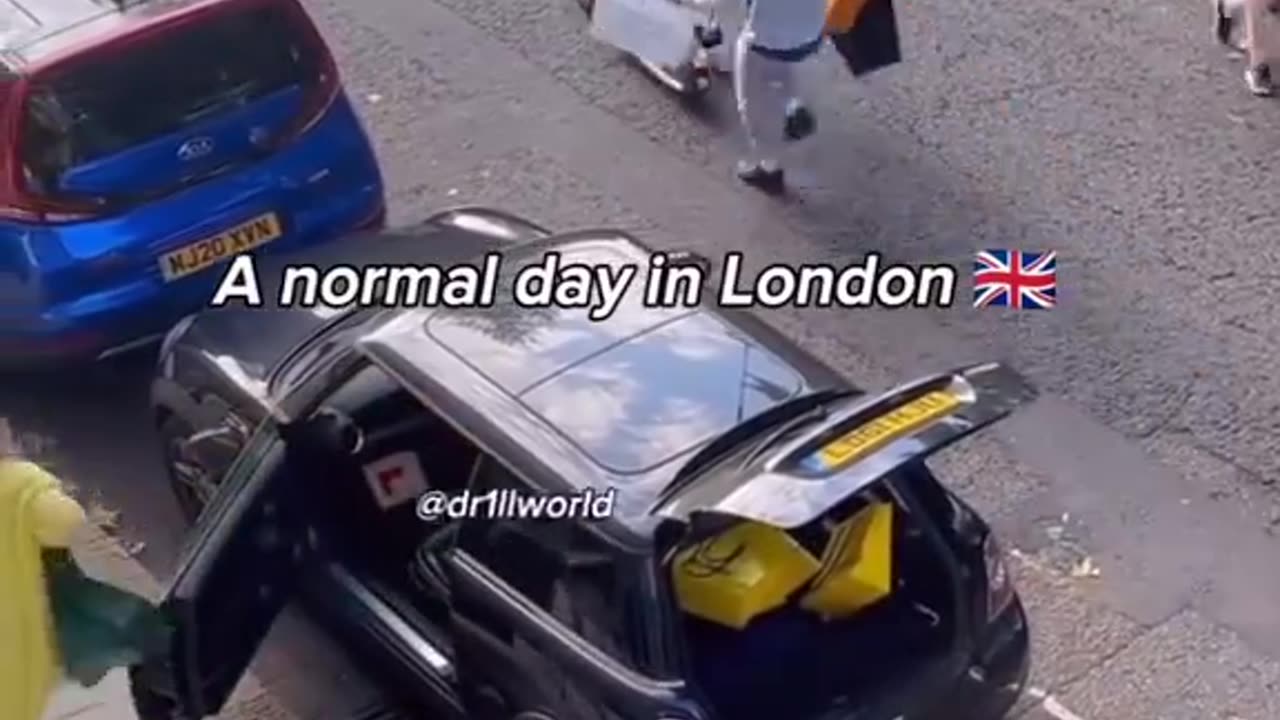 Robbers Get Away On Scooter