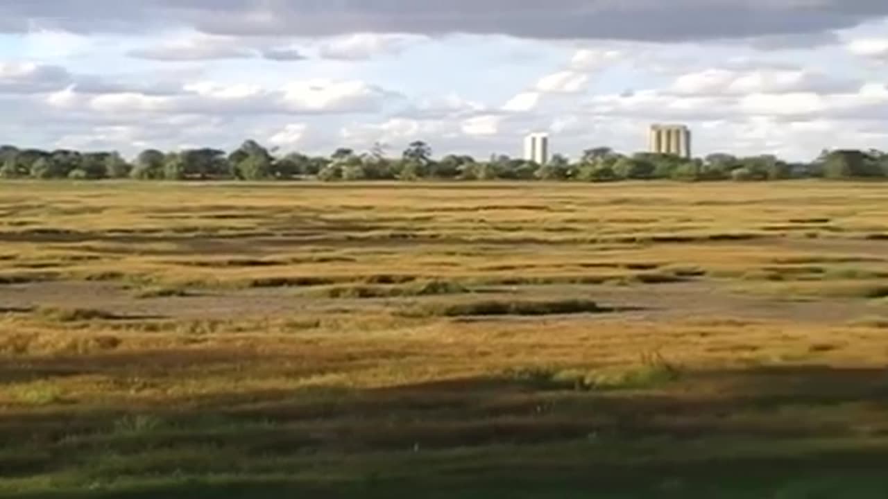 Lake Wendouree completely dry | Drought in Australia 2008