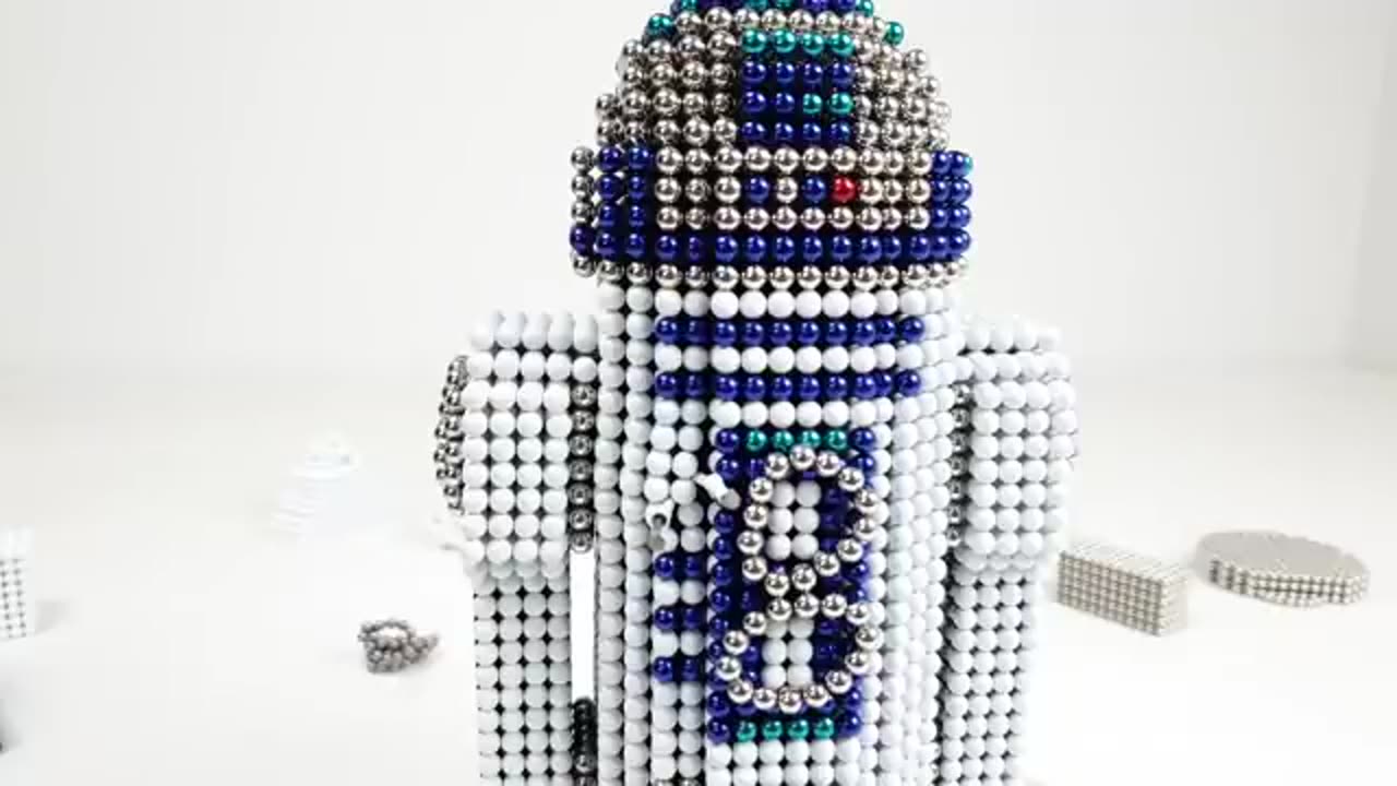 Star Wars R2-D2 out of Magnetic Balls Magnetic Games