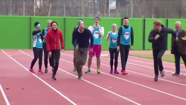 Prince Harry & William Doing Sprint Race Live