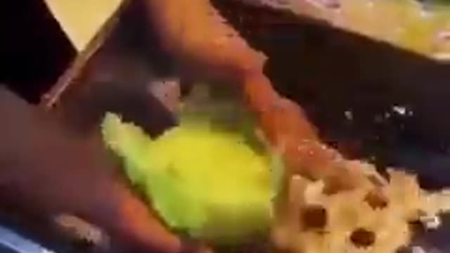 ΣΥΝΘΕΤΙΚΑ ΤΡΟΦΙΜΑ ΣΤΗ ΚΙΝΑ