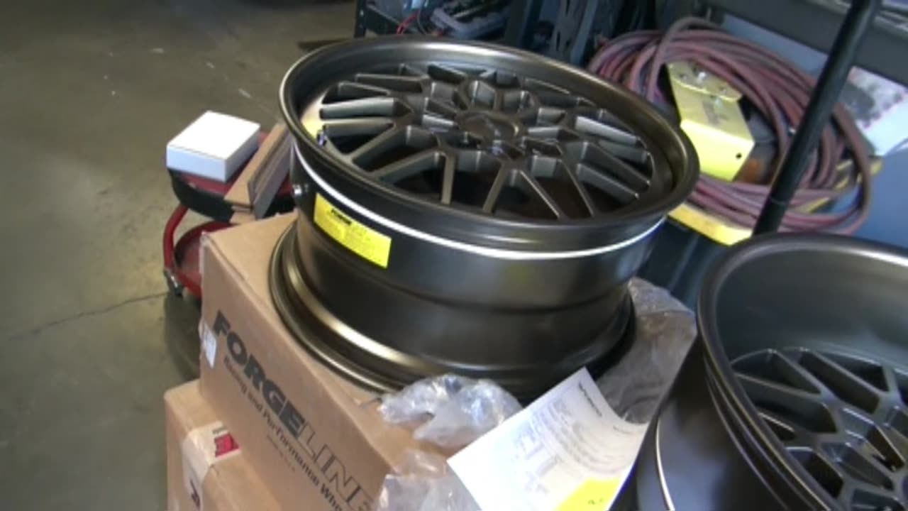 Chapter 44 1970 TransAm Clone - custom wheels