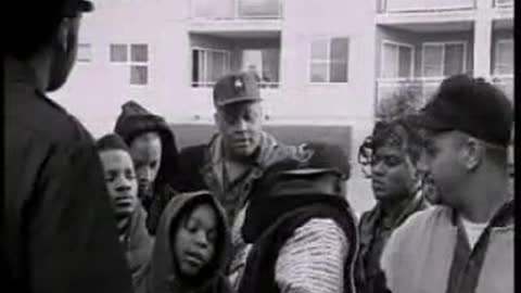 Tupac - Life Goes On