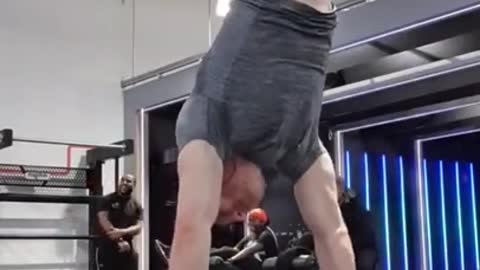 CALISTHENICS Public Gym Reaction