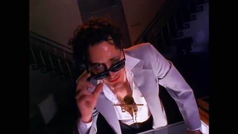 Primus - Jerry Was A Race Car Driver (Official Music Video)