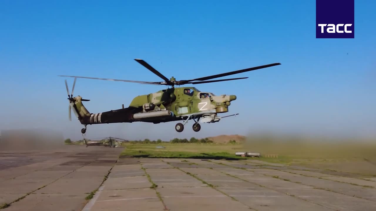 Mi-28n of the Russian Air Force is operating somewhere in the NWO zone.