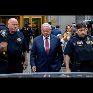 SEN. BOB MENÉNDEZ, RENUNICA tras ser declarado culpable en una causa de CORRUPCIÓN