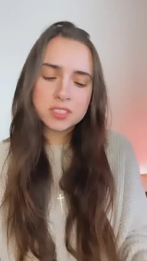 Bright Young Woman Stands For Medical Freedom 🟠⚪🟣The NPC Show