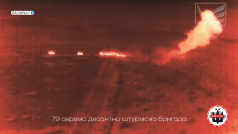 Ukrainians Light Up a Russian Armored Column