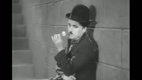 Charlie Chaplin - Super funny