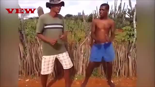 I want to see you not laugh 😃