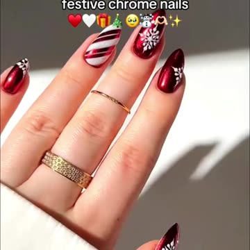🎅✨ Shine Bright: Festive Chrome Nail Art for the Holidays! 🎄