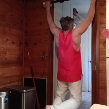 4/02/24 Upper day PullUps-5r #100drugfree #65yroldstrength