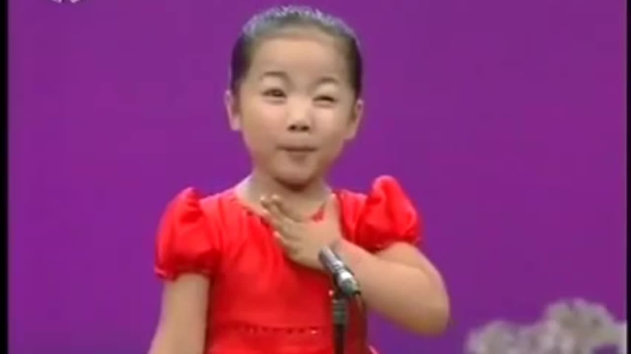 Waaao ! Beautiful Song with Cute Expression 😍 💕