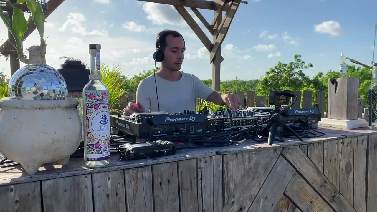 Antrim _ Progressive House Tulum