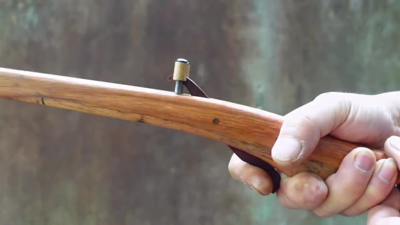 Making a beautiful catapult from the wood