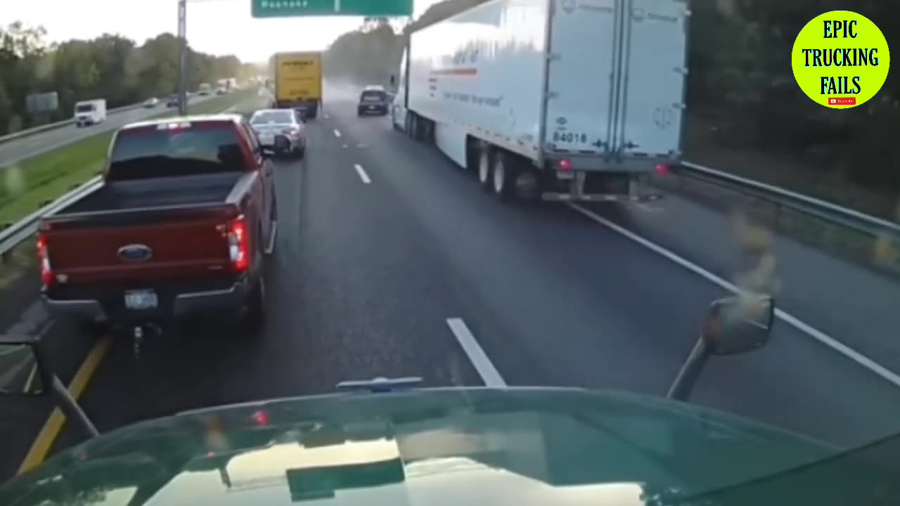 EPIC TRUCK FAILS #18