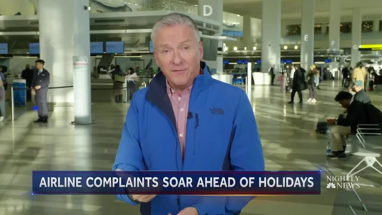 Airlines Prepare For Holiday Travel Chaos