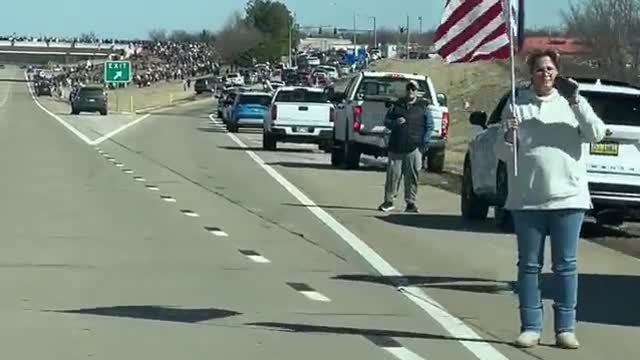 Americans Lined Up On The Highway In Support Of The USA Freedom Convoy