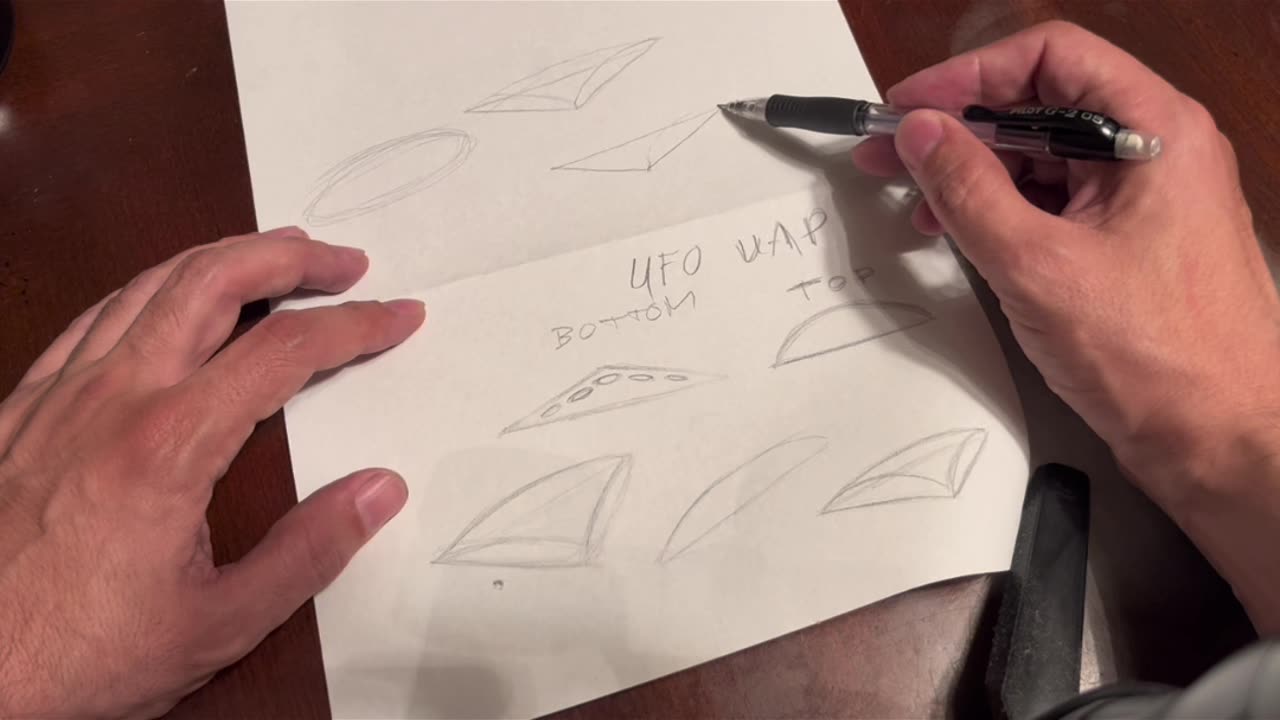 UFO spacecrafts are both triangular and round in nature flying diamonds not just tick tack #uap