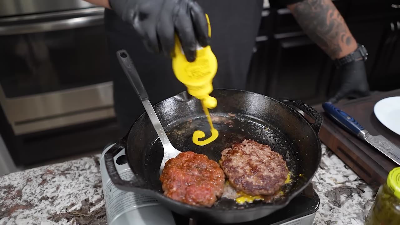 In N Out Copycat Flying Dutchman with Onion Bun