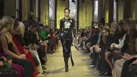 ELIE SAAB Ready-to-wear Fall Winter 2023-24