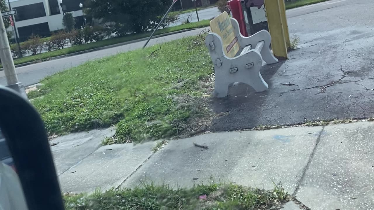 Yield sign fail