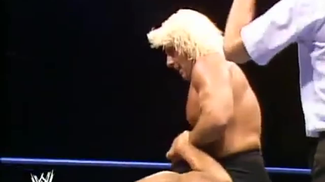 (1989.04.02) Ric Flair vs Ricky Steamboat - 2-of-3 Falls - WCW