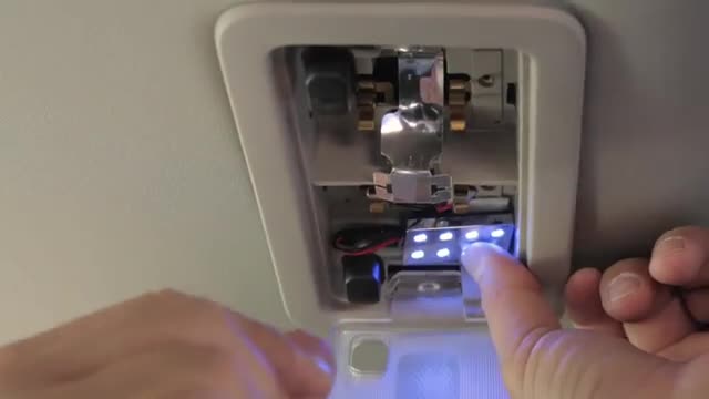 Type S Plug and Glow - Smart Dome Light Installation_Cut