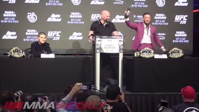 Mcgregor"Shakes*Whisky in Press to Annoy Khabib