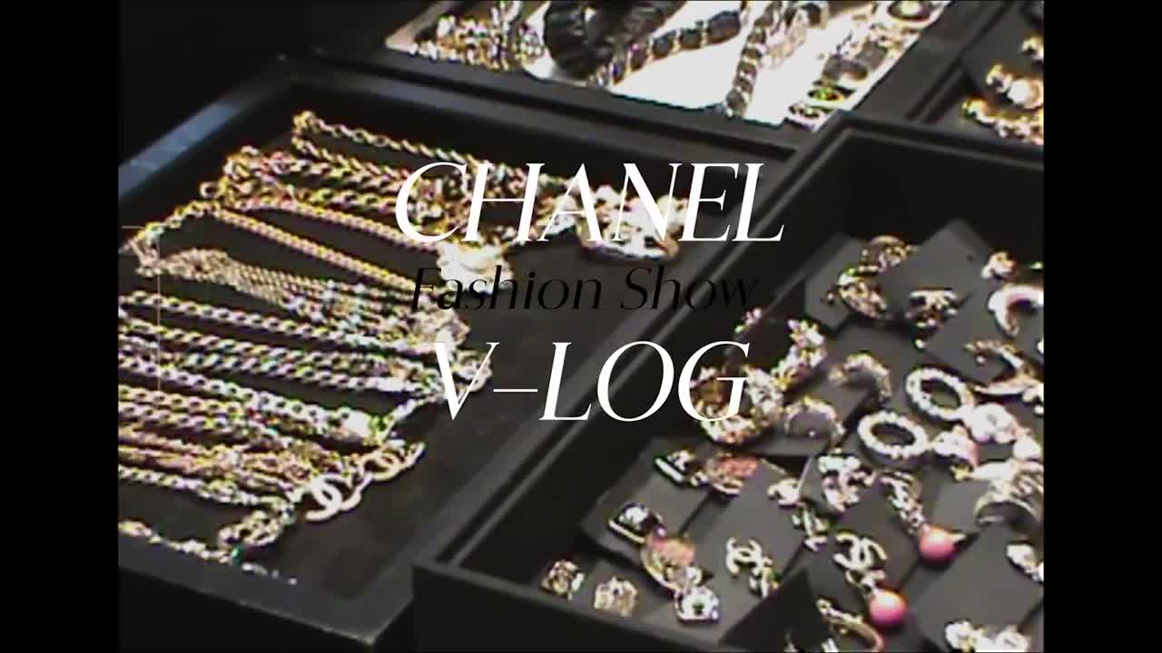 CHANEL Fashion Show vlog