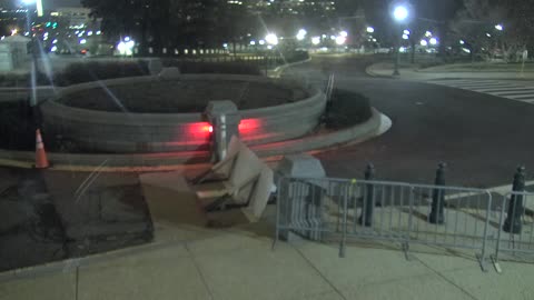 7214USCG00SenatePlazaOutbound_2021-01-05_03h20min00s973ms.mp4