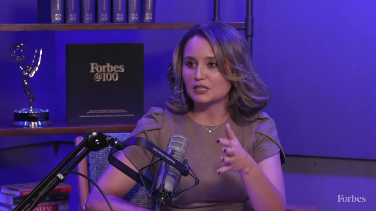 EXCLUSIVE- Laurel Lee Discusses Who She Believes Will Be GOP's 2024 Nominee, Talks First Term