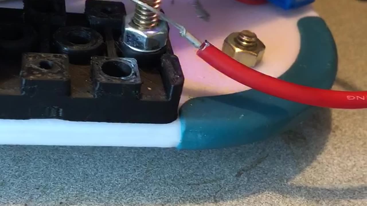 Tesla 2 phase almost 2” flame to earth grounding half the coil