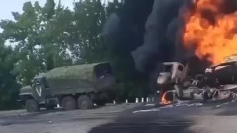 🔥👀 The Armed Forces of Ukraine destroyed Russian column near Kakhovka