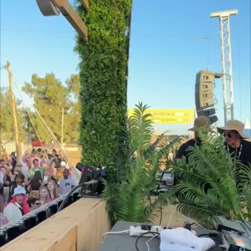 Sun El Musician PLAYS IN Cape Town