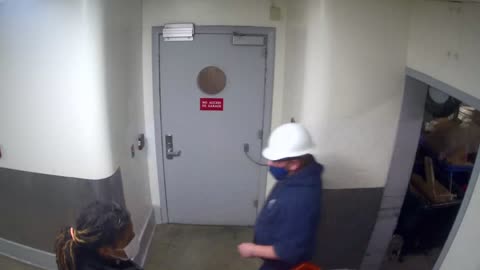 6128RHOBSBRSBST4Stairwell4_2021-01-05_07h20min00s530ms.mp4