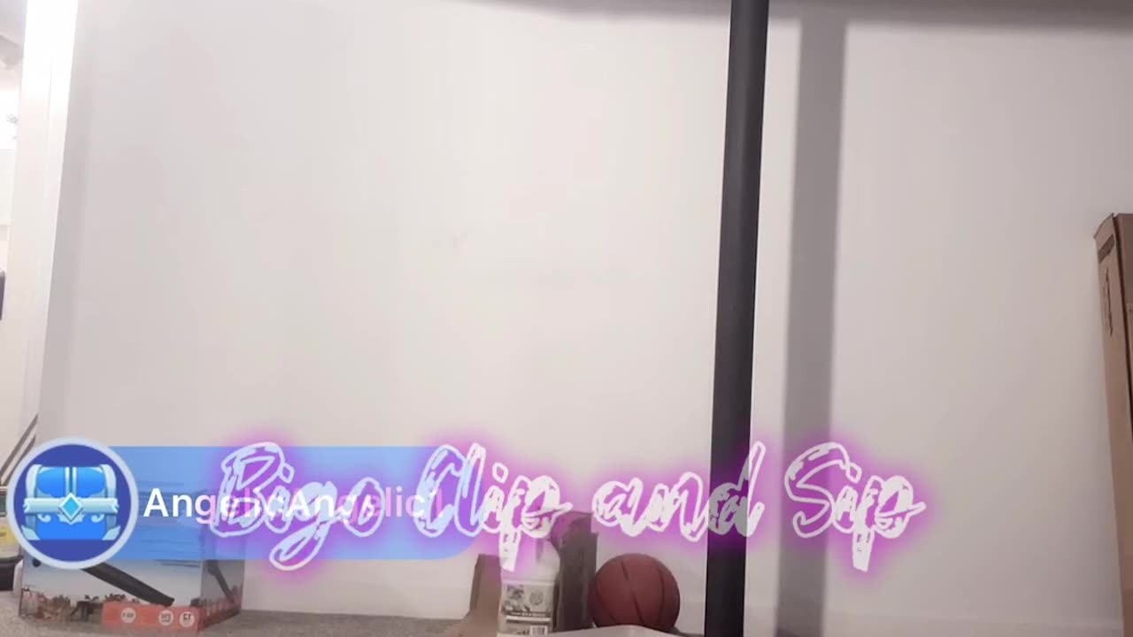 AngelicSoul aggressively drying Prince n dances seductively at the end 3/29/24 #bigoclipandsip
