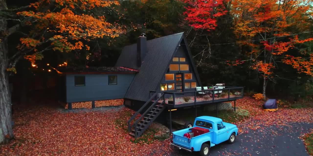 Autumn Treehouse & Cabin Roadtrips-5